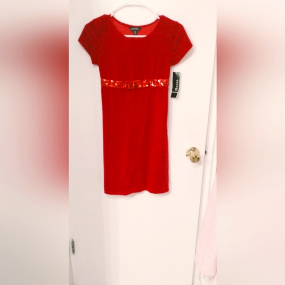 George red velvet holiday dress